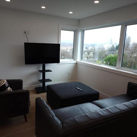 Signature Luxe Top-Floor Townhouse 2Br, 3Ba With Stunning Views فانكوفر المظهر الخارجي الصورة